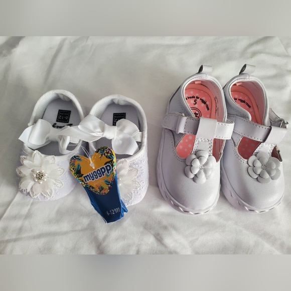 myggpp Other - :*2 NWT,NWOT Myggpp & wonder nation Baby Girl white lace & pearl Size 6-12 M & 5